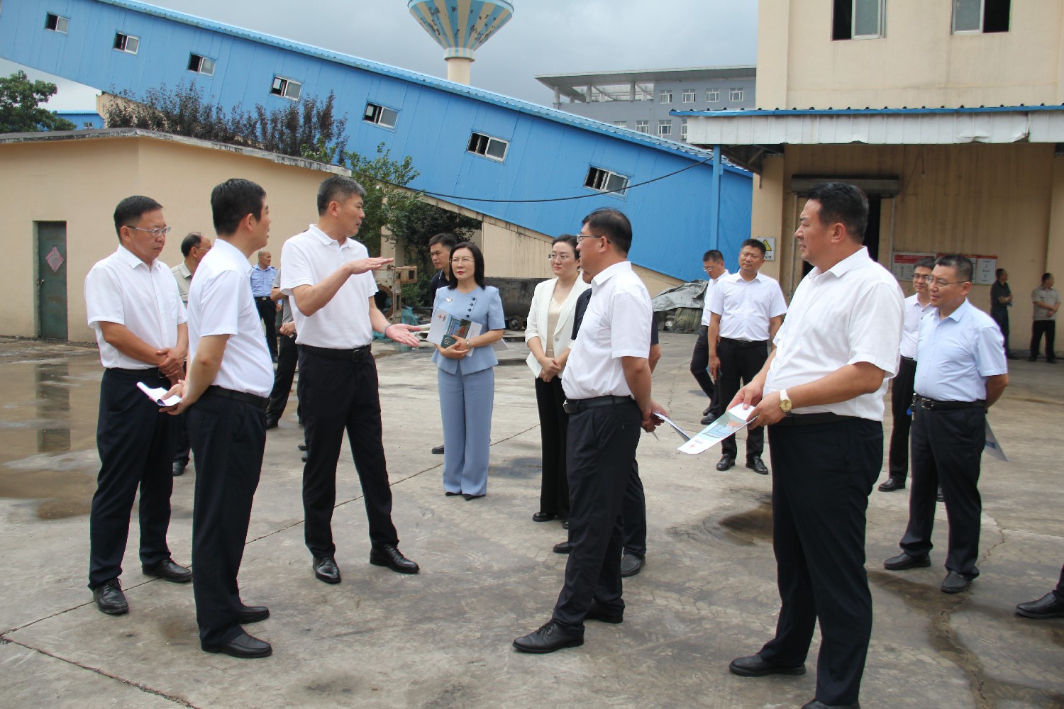 赵炜一行来金达煤矿督导防汛工作